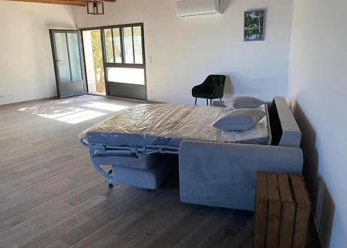 Campagne Et Перпиньан